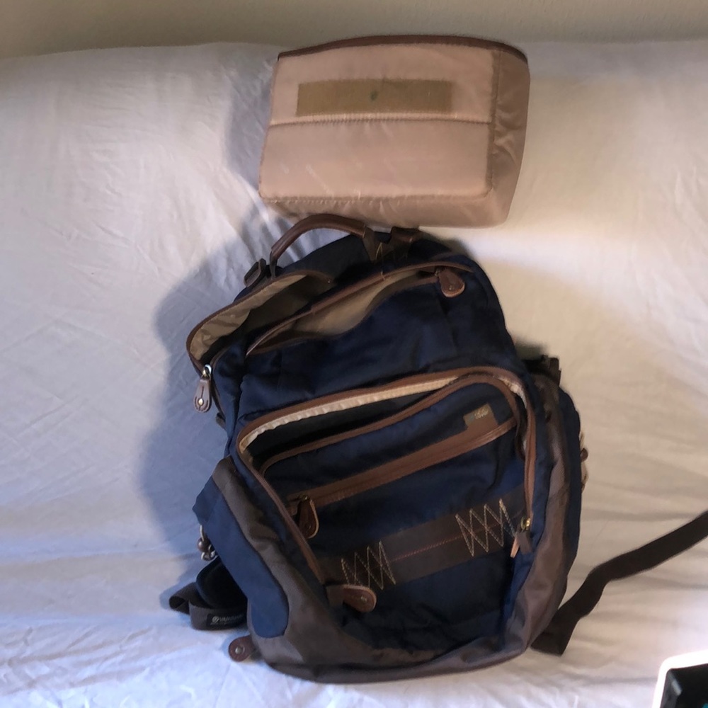 Vanguard Havana 48 Camera backpack
